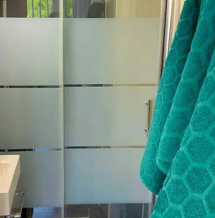 Studio Proche Centre Wifi Parking *